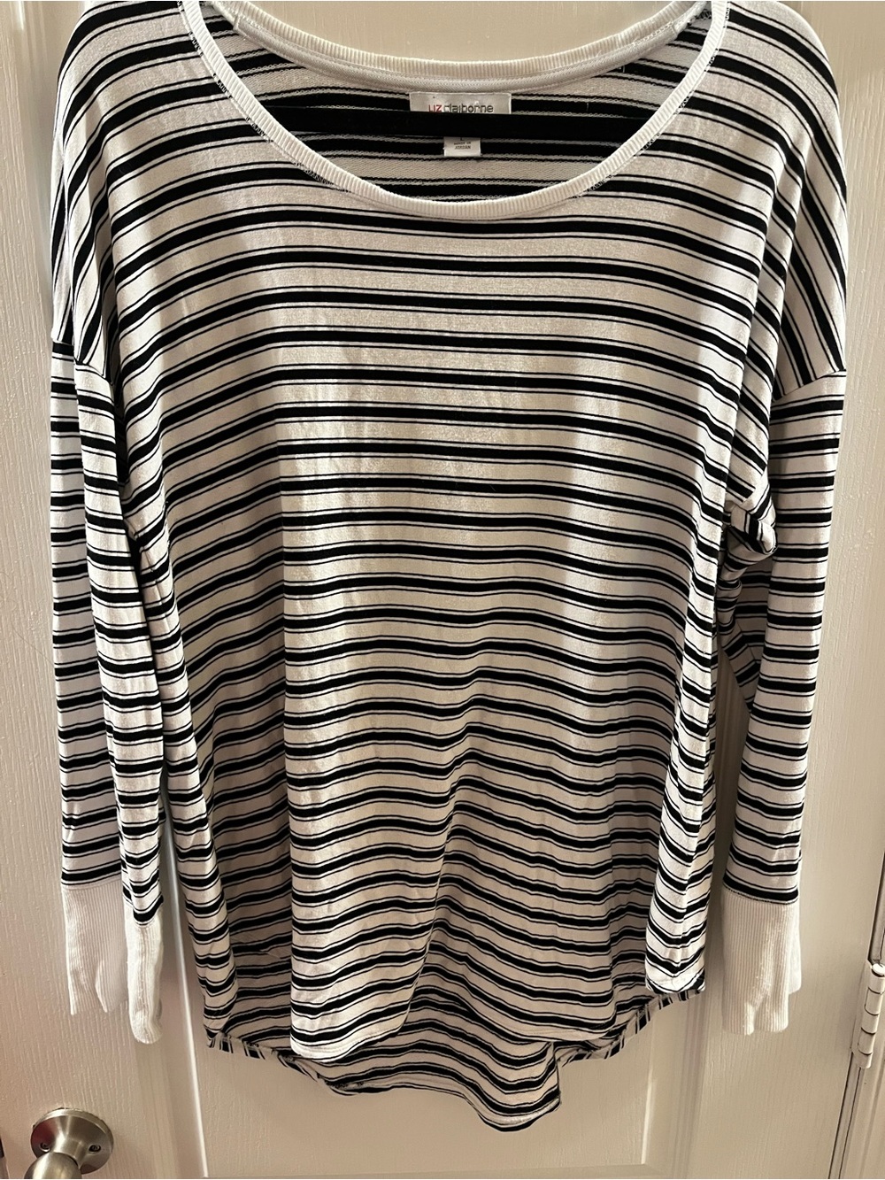 Liz Claiborne Black and White Striped Long Sleeve Pullover Top